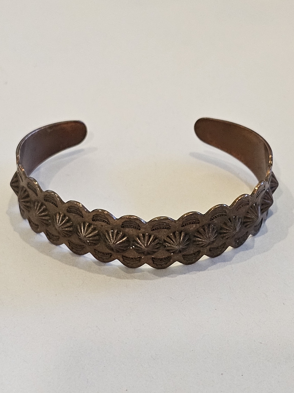 Vintage Native American Style Copper Cuff Sunburst Scalloped Bangle - 6"